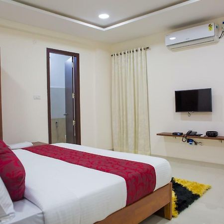 Aptly Premium Serviced Apartments - A Brand Unit Of Skyla - Lotus Pond Haïdarabad Extérieur photo